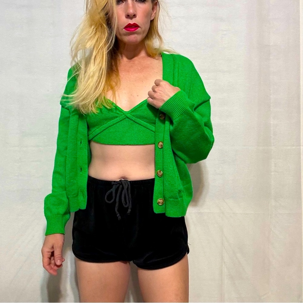 ‼️LUSH KNIT “KELLY” BRA & Oversized V Neck Cardigan SWEATER M‼️